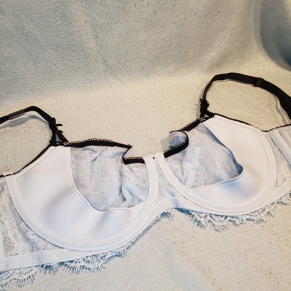 BRAND NEW -32DDD- Victoria's Secret baby blue/ black Unlined Lace-Up Balconette - Picture 3 of 6